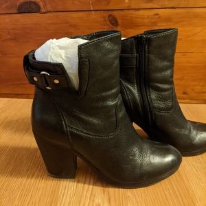 Steve Madden Leather Booties
